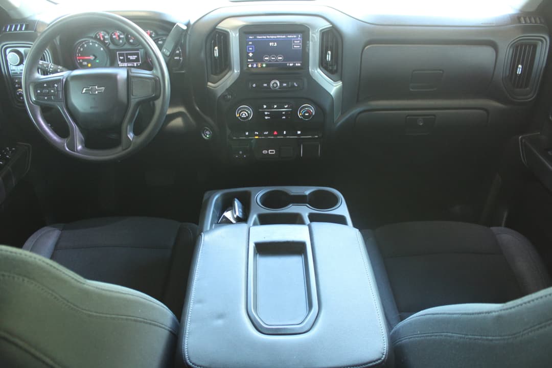 Photo 2 of 2025 Chevrolet Silverado 2500HD Custom