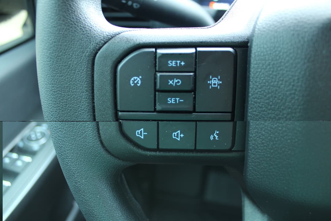Photo 4 of 2025 Ford F-150 STX